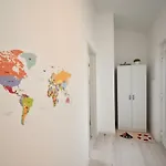 Apartament Bright And Spacious With Grill *** *