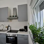 Bright And Spacious With Grill *** Apartament Pula